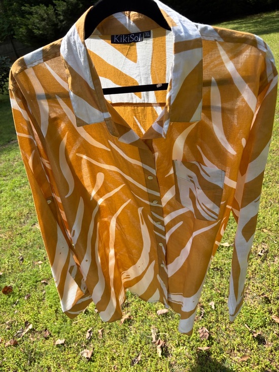 KikiSol Women's Mustard & White Tiger Printed Button-Up Blouse Boyfriend Shirt - Picture 3 of 9